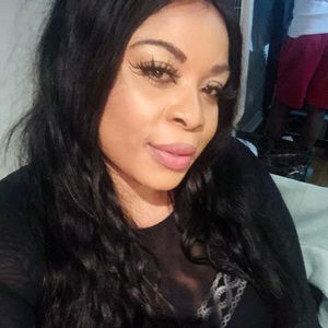 Meet your Posher, Eugina